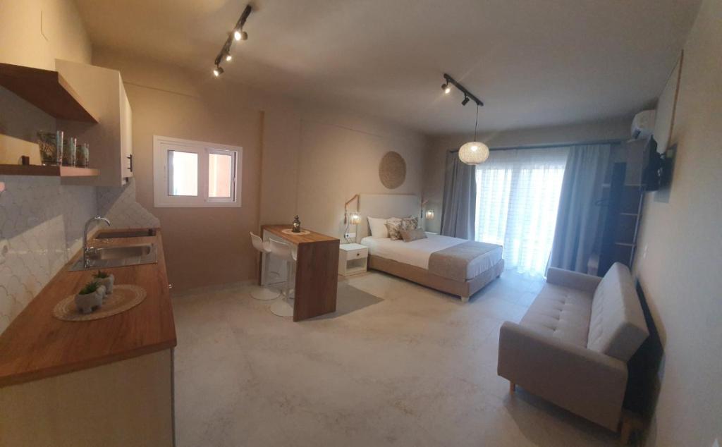 Junior suite interior with sofa and hot tub