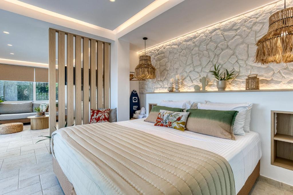 Bedroom of the Villa with Private Pool with stone feature wall