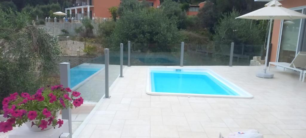 Private pool area in an earlier gallery photograph.